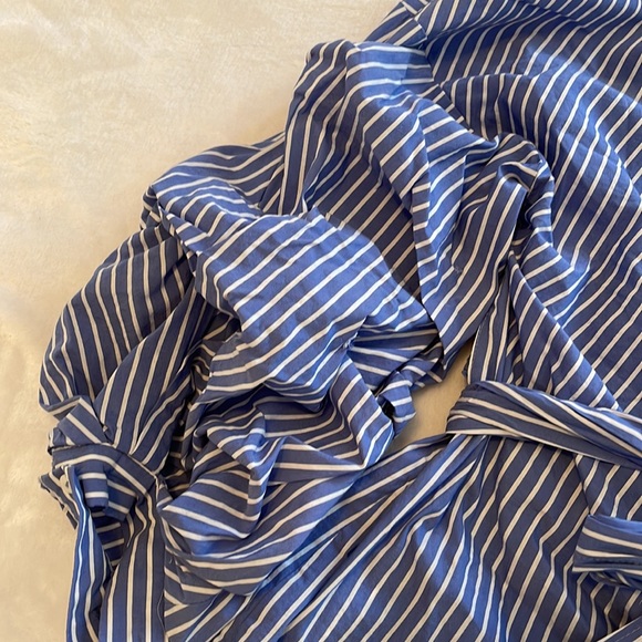 Unique blue wrap top - two ways to wear! - Picture 3 of 7